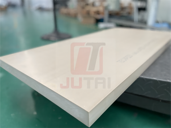 ベアリンググレードの PEEK シート – 耐摩耗性、低摩擦のポリエーテルエーテルケトン (PEEK) 素材